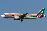 Alitalia Airbus A320-216 (EI-DSW) at  Rome - Fiumicino (Leonardo DaVinci), Italy