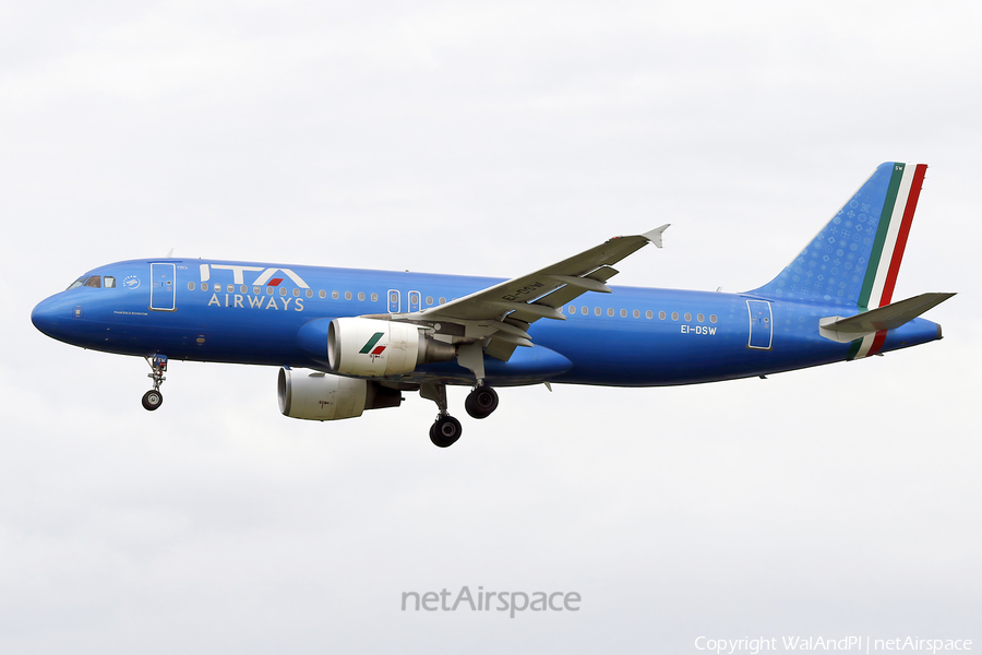 ITA Airways Airbus A320-216 (EI-DSW) | Photo 520589