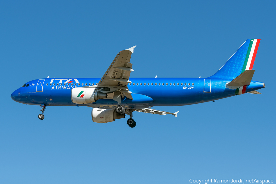 ITA Airways Airbus A320-216 (EI-DSW) | Photo 537610