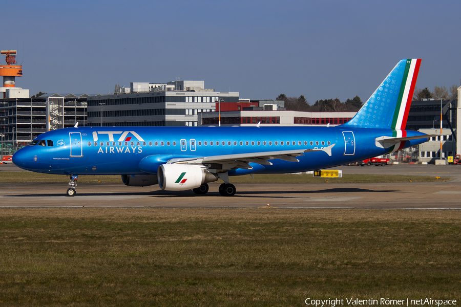 ITA Airways Airbus A320-216 (EI-DSW) | Photo 500955