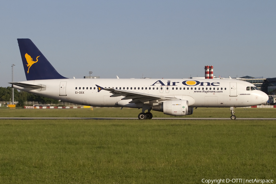 Air One Airbus A320-216 (EI-DSX) | Photo 439256