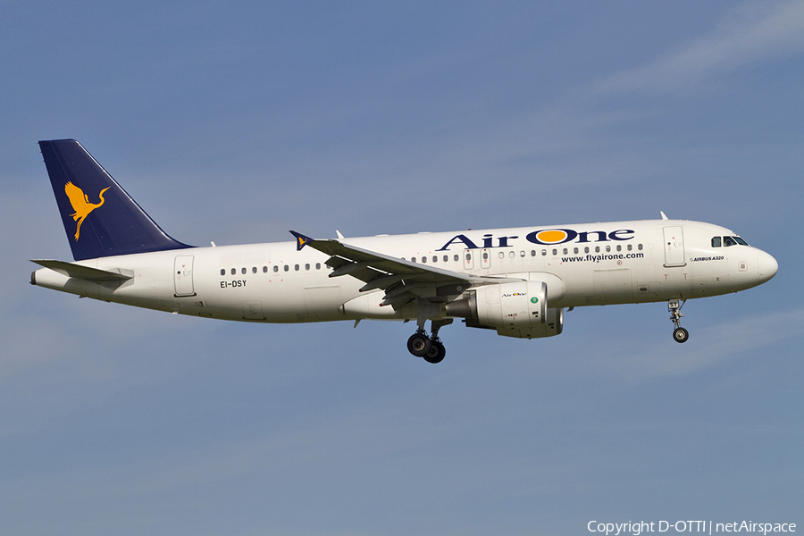 Air One Airbus A320-216 (EI-DSY) | Photo 313591