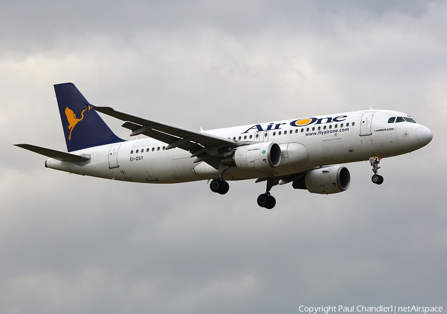 Air One Airbus A320-216 (EI-DSY) | Photo 57763