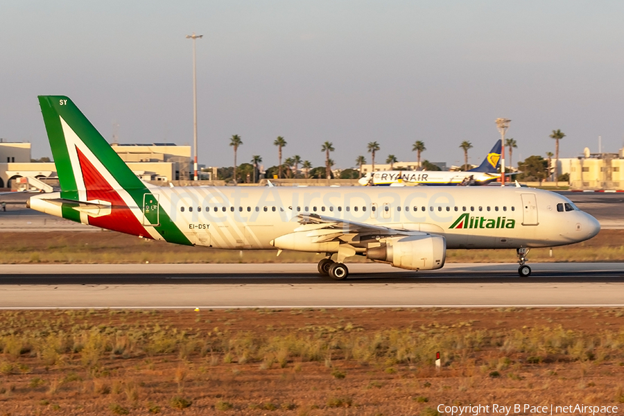 Alitalia Airbus A320-216 (EI-DSY) | Photo 524440