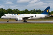 Air One Airbus A320-216 (EI-DSZ) at  Hamburg - Fuhlsbuettel (Helmut Schmidt), Germany