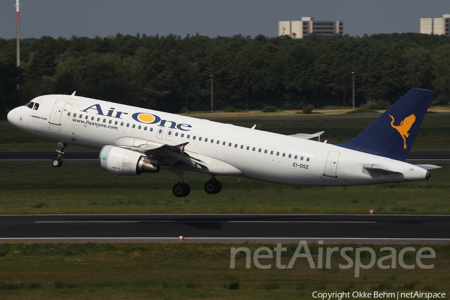 Air One Airbus A320-216 (EI-DSZ) | Photo 186624