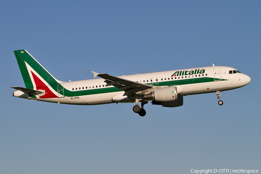 Alitalia Airbus A320-216 (EI-DTA) | Photo 358326