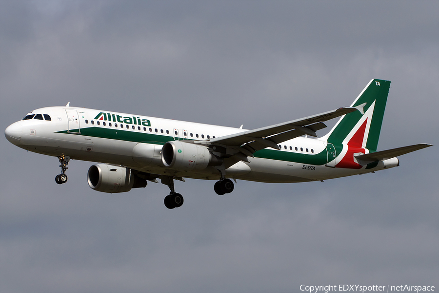 Alitalia Airbus A320-216 (EI-DTA) | Photo 275382