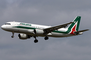 Alitalia Airbus A320-216 (EI-DTA) at  Copenhagen - Kastrup, Denmark