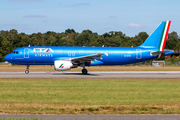 ITA Airways Airbus A320-216 (EI-DTB) at  Hamburg - Fuhlsbuettel (Helmut Schmidt), Germany