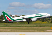 Alitalia Airbus A320-216 (EI-DTC) at  Lisbon - Portela, Portugal