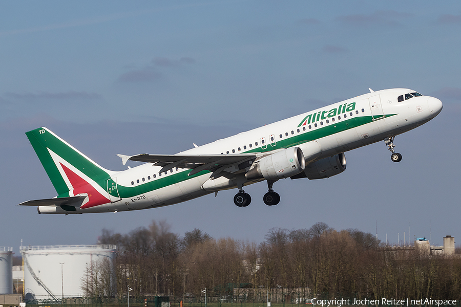 Alitalia Airbus A320-216 (EI-DTD) | Photo 232836