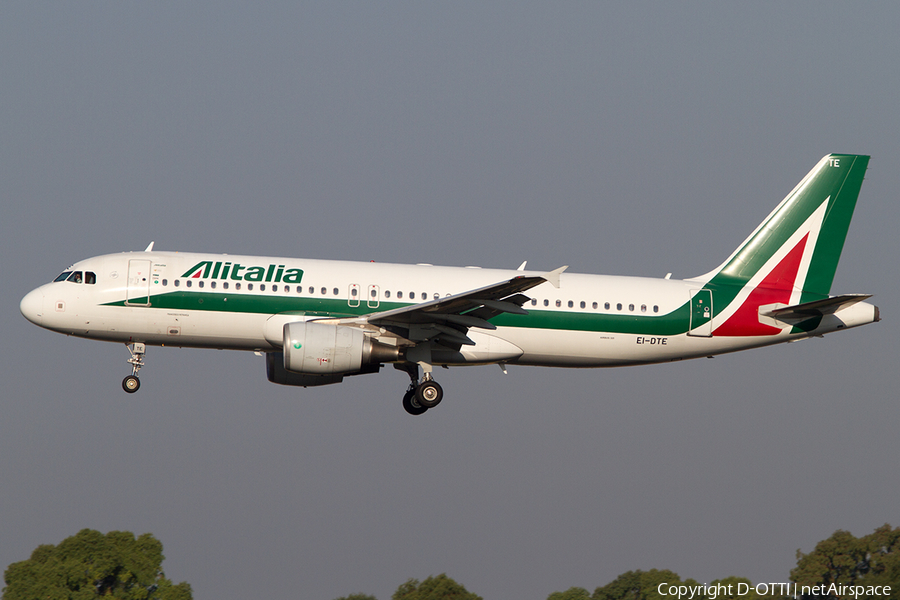 Alitalia Airbus A320-216 (EI-DTE) | Photo 507018