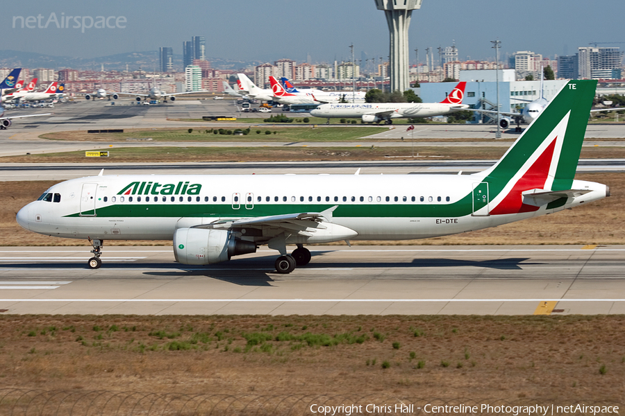 Alitalia Airbus A320-216 (EI-DTE) | Photo 33142