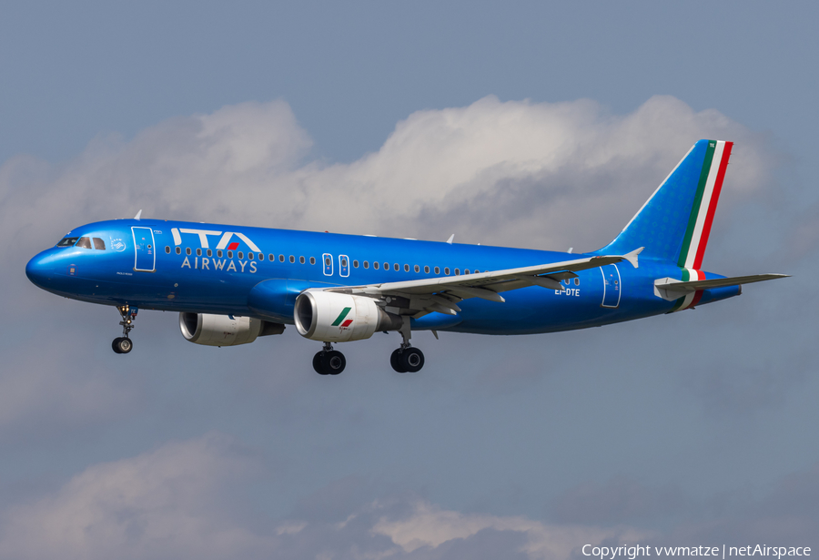 ITA Airways Airbus A320-216 (EI-DTE) | Photo 513027