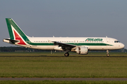 Alitalia Airbus A320-216 (EI-DTH) at  Amsterdam - Schiphol, Netherlands