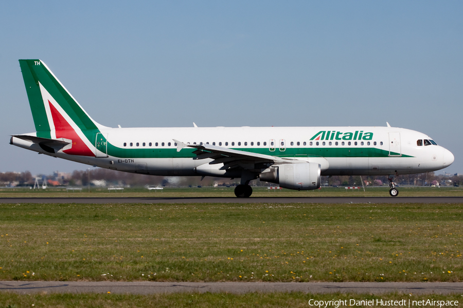 Alitalia Airbus A320-216 (EI-DTH) | Photo 514071