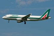 Alitalia Airbus A320-216 (EI-DTH) at  Rostock-Laage, Germany