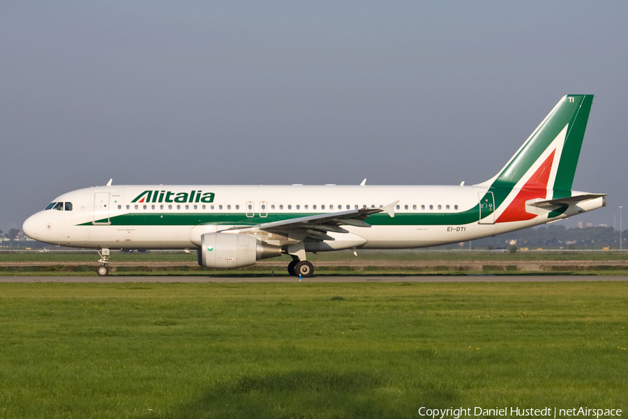 Alitalia Airbus A320-216 (EI-DTI) | Photo 544962