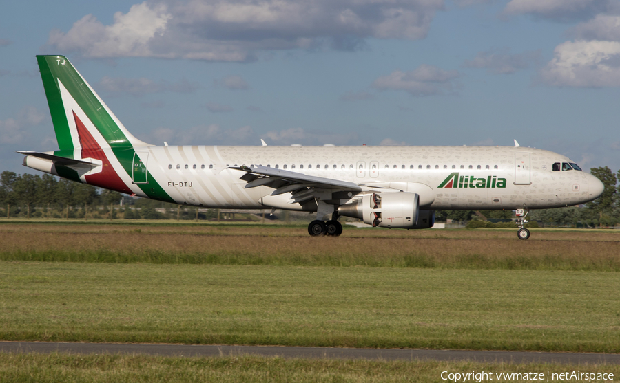 Alitalia Airbus A320-216 (EI-DTJ) | Photo 301315