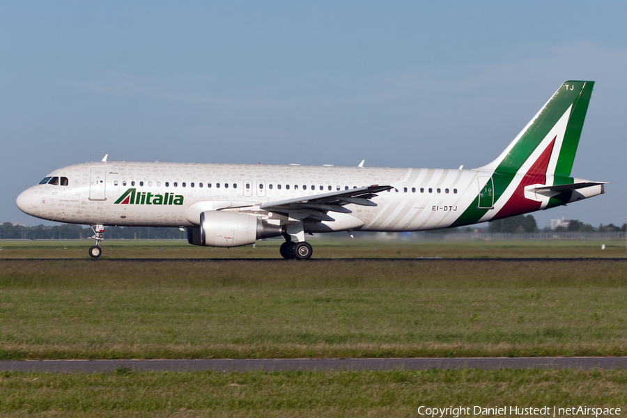 Alitalia Airbus A320-216 (EI-DTJ) | Photo 491818