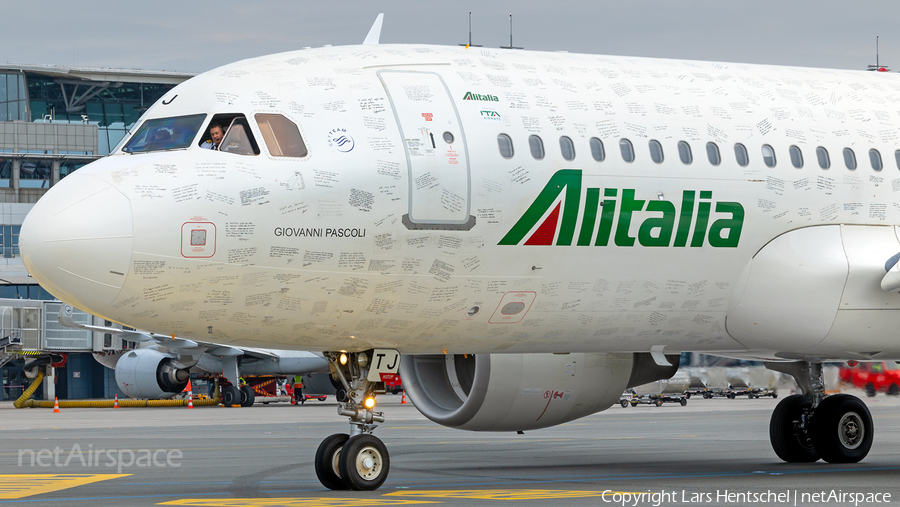 Alitalia Airbus A320-216 (EI-DTJ) | Photo 512834