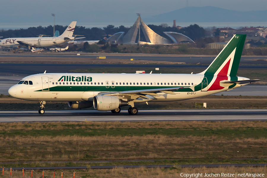 Alitalia Airbus A320-216 (EI-DTJ) | Photo 90919