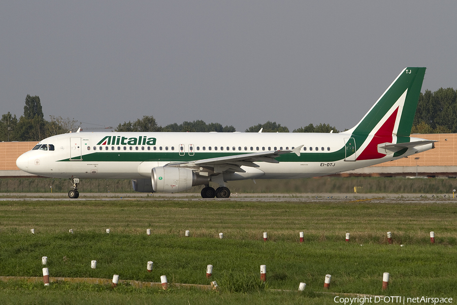 Alitalia Airbus A320-216 (EI-DTJ) | Photo 393855