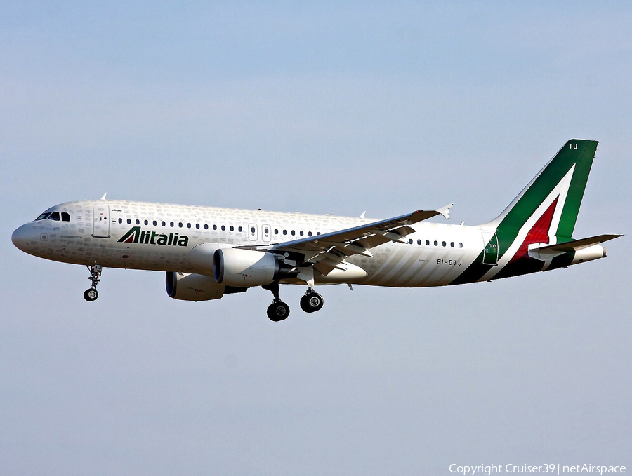 Alitalia Airbus A320-216 (EI-DTJ) | Photo 113451
