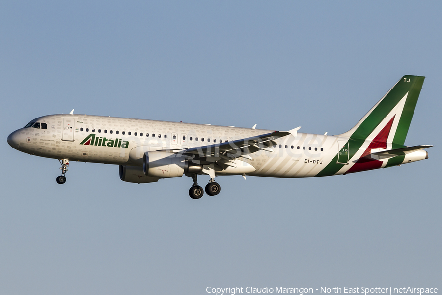 Alitalia Airbus A320-216 (EI-DTJ) | Photo 97443