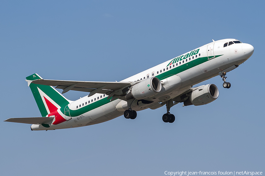 Alitalia Airbus A320-216 (EI-DTL) | Photo 179454