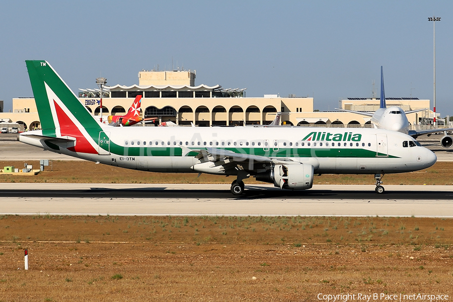 Alitalia Airbus A320-216 (EI-DTM) | Photo 185253