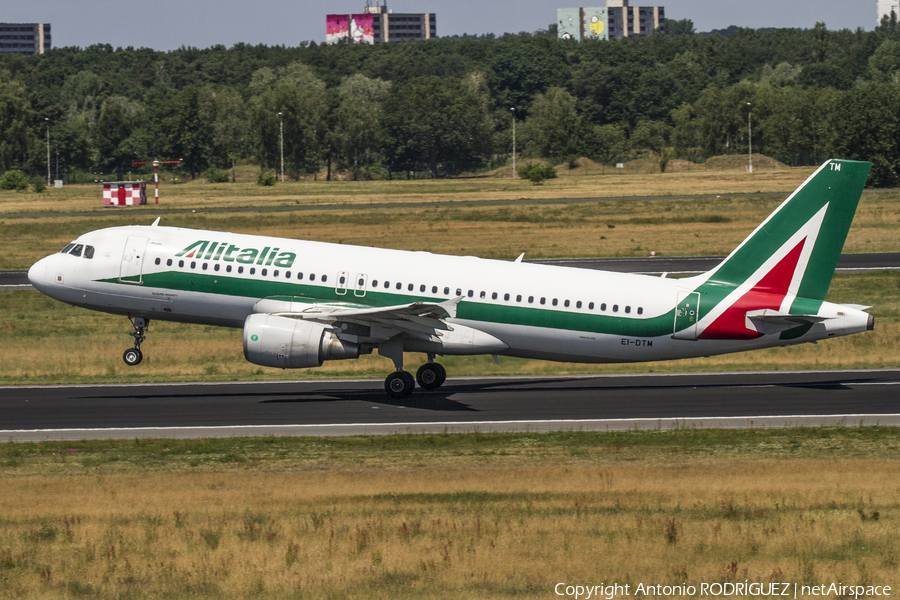 Alitalia Airbus A320-216 (EI-DTM) | Photo 249672