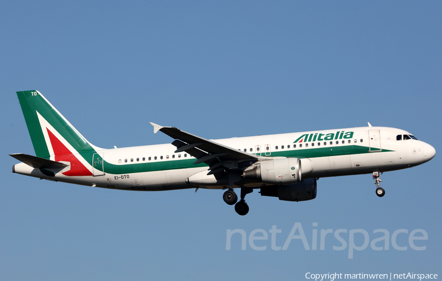 Alitalia Airbus A320-216 (EI-DTO) | Photo 296992