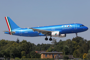 ITA Airways Airbus A320-216 (EI-DTO) at  Hamburg - Fuhlsbuettel (Helmut Schmidt), Germany