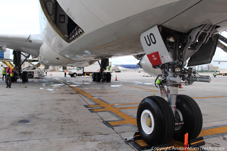 Aer Lingus Airbus A330-202 (EI-DUO) | Photo 185424