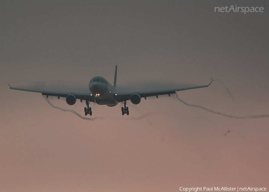 Aer Lingus Airbus A330-302 (EI-DUZ) | Photo 31019