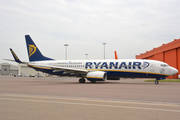 Ryanair Boeing 737-8AS (EI-DWF) at  London - Luton, United Kingdom