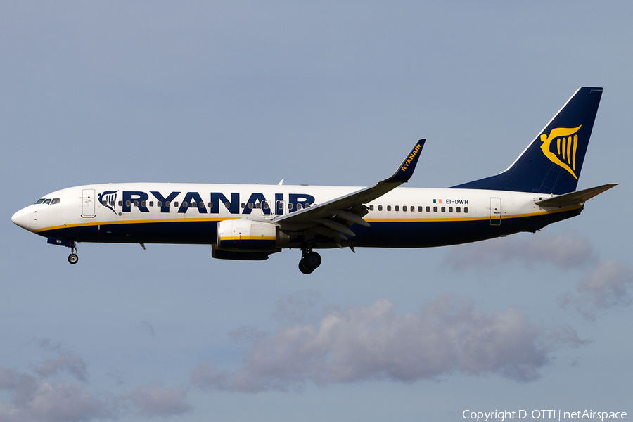 Ryanair Boeing 737-8AS (EI-DWH) | Photo 520947