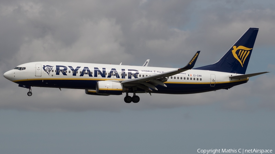 Ryanair Boeing 737-8AS (EI-DWI) | Photo 428104
