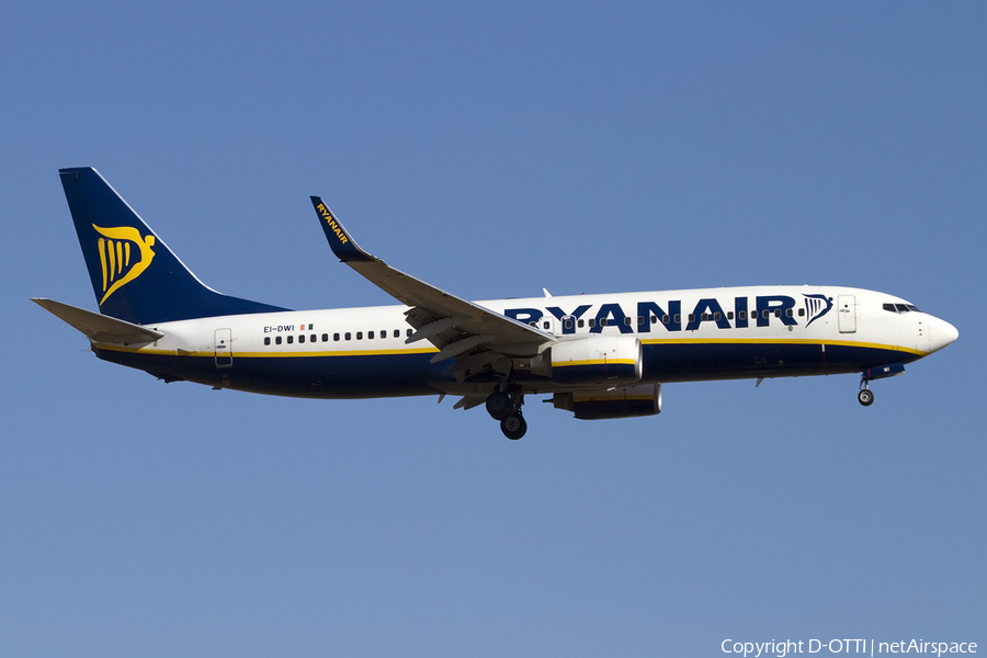 Ryanair Boeing 737-8AS (EI-DWI) | Photo 414658