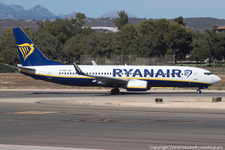 Ryanair Boeing 737-8AS (EI-DWI) | Photo 535811