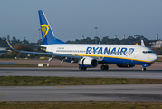 Ryanair Boeing 737-8AS (EI-DWL) at  Porto, Portugal