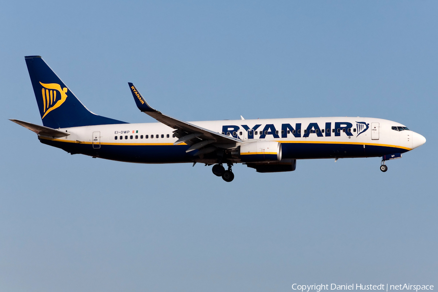 Ryanair Boeing 737-8AS (EI-DWP) | Photo 634074