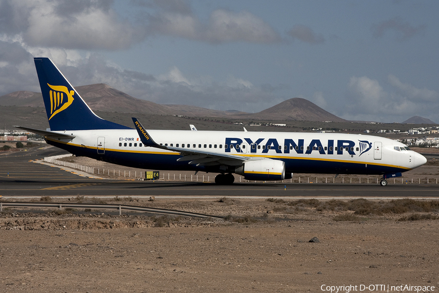 Ryanair Boeing 737-8AS (EI-DWR) | Photo 326786