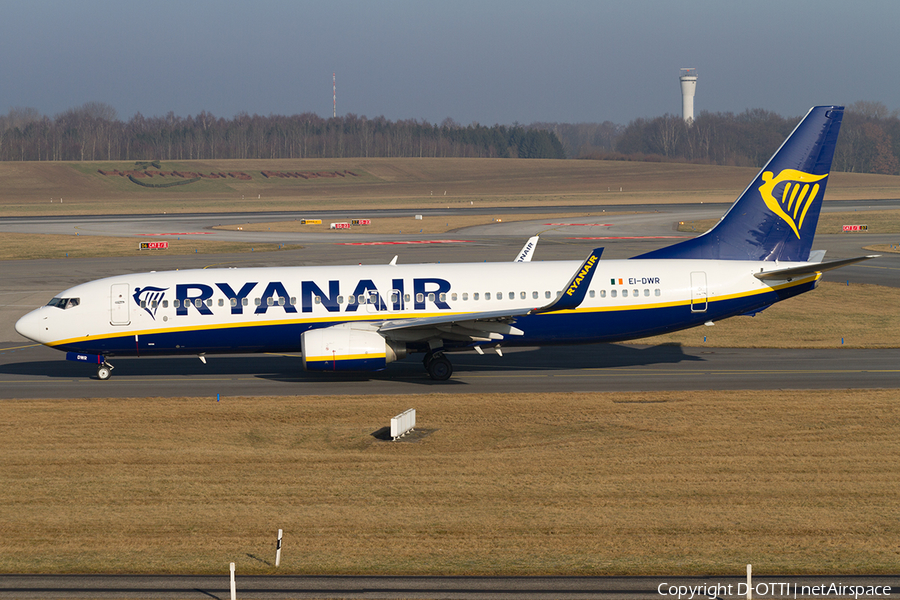 Ryanair Boeing 737-8AS (EI-DWR) | Photo 145640