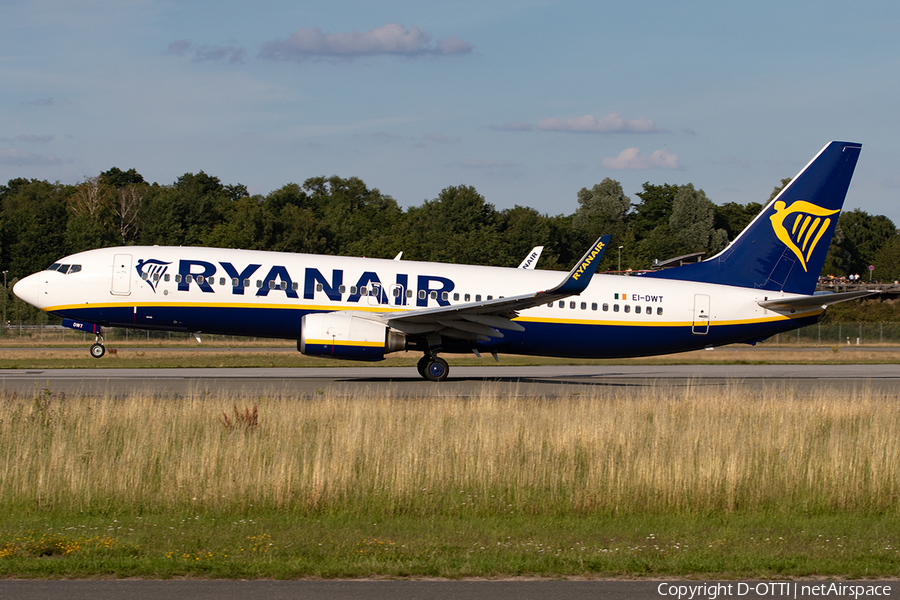 Ryanair Boeing 737-8AS (EI-DWT) | Photo 394110