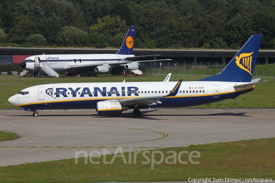Ryanair Boeing 737-8AS (EI-DWV) | Photo 82585