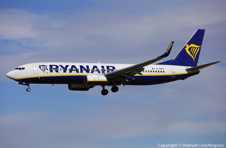 Ryanair Boeing 737-8AS (EI-DWW) | Photo 150811