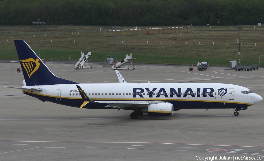 Ryanair Boeing 737-8AS (EI-DWX) | Photo 676240